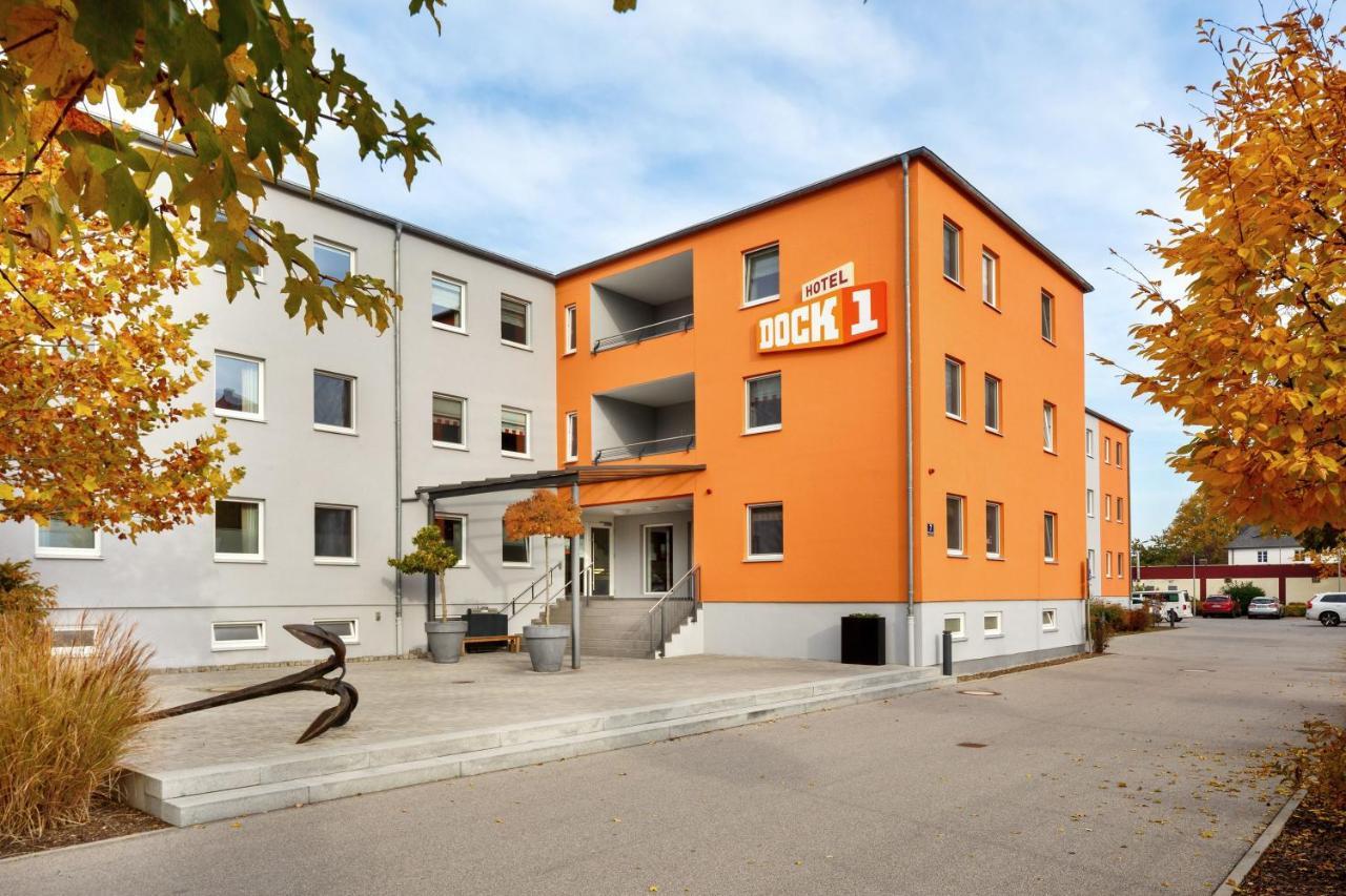 Отель Dock1 Регенсбург Экстерьер фото